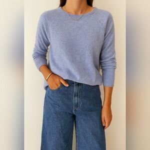 Lusso 100% Cashmere Blue Chambray Sweater, Size Medium - Excellent‎ Condition!